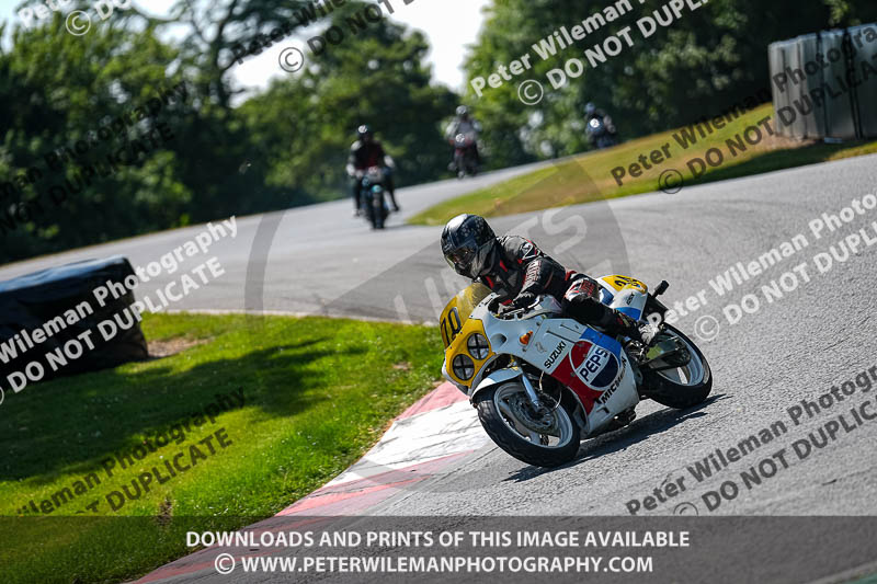 cadwell park;cadwell park photographs;cadwell trackday photographs;enduro digital images;event digital images;eventdigitalimages;peter wileman photography;racing digital images;trackday digital images;trackday photos